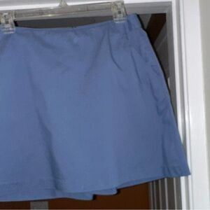 Adidas Sports Skort. EUC never worn. Sz 4. Stretch.